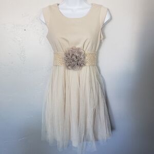 Alice Moon Small Beige Cap Sleeve Knee Length Dress Tulle Flower Belt